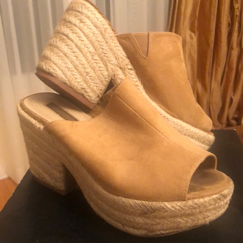 Nude espadrille sandals